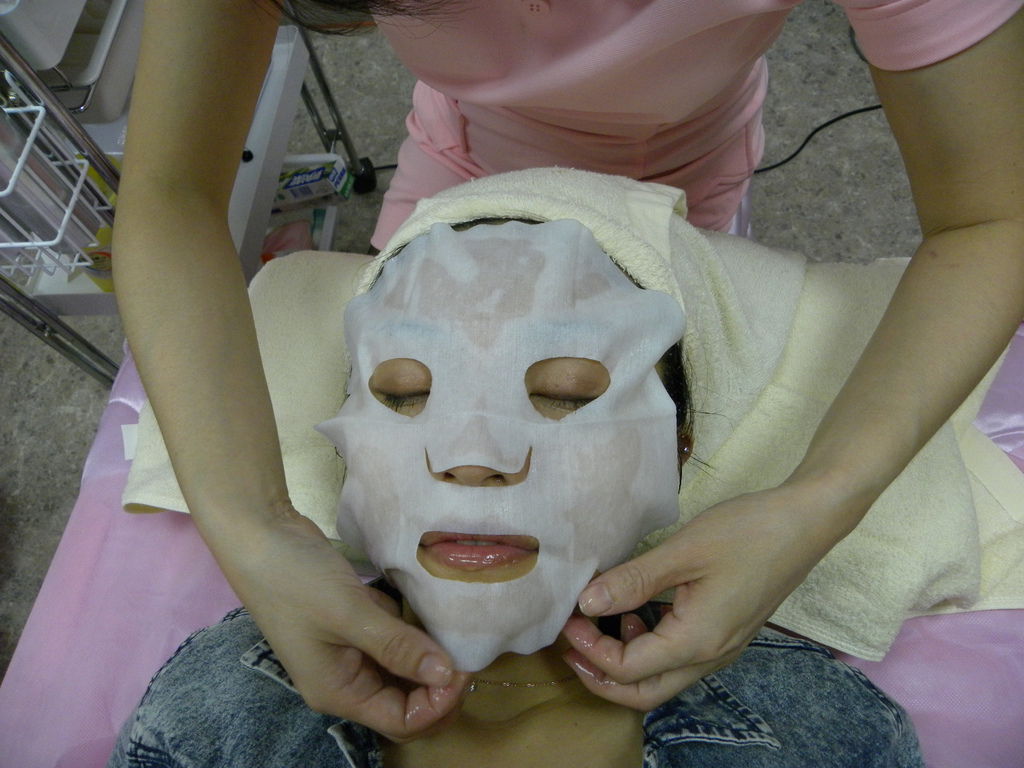 09.吉田面膜.JPG
